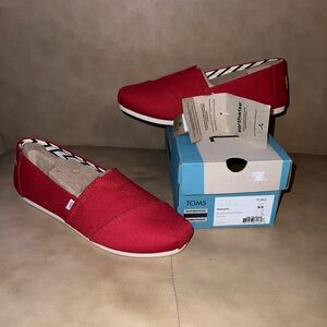 NWT TOMS